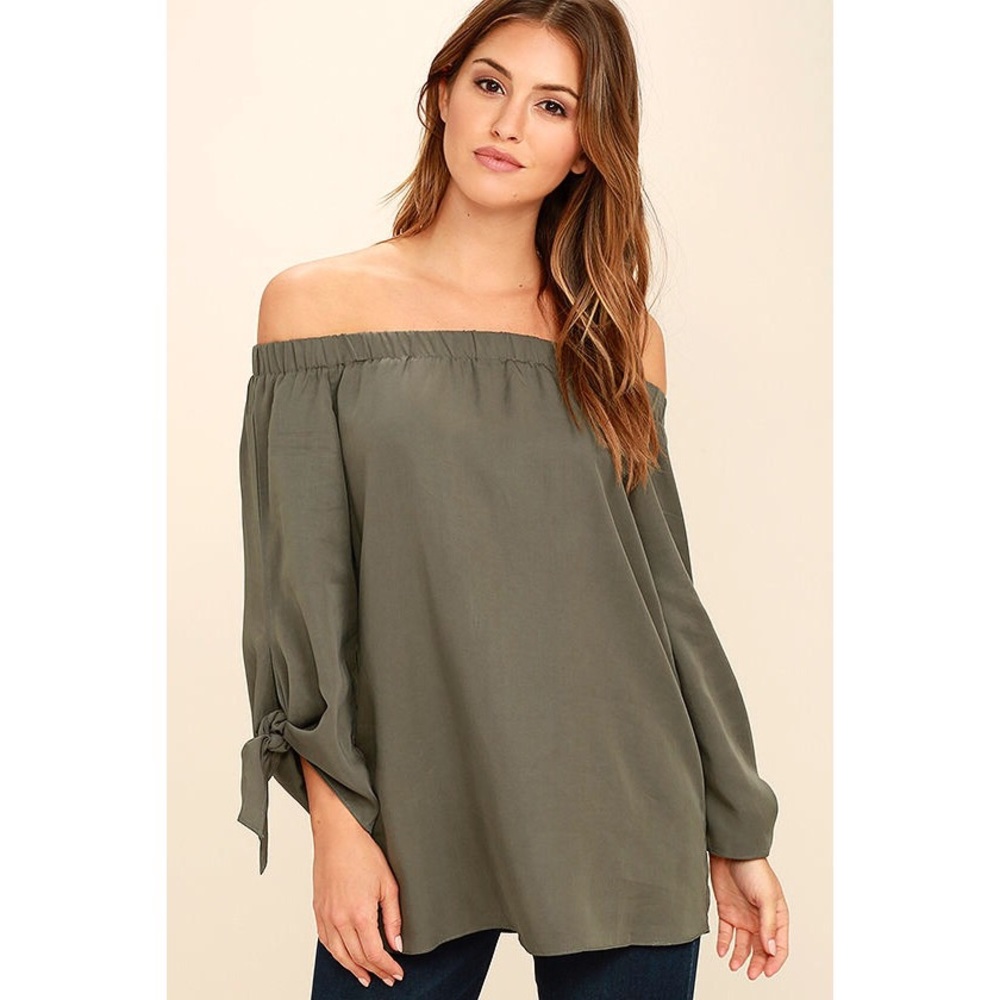 BURGUNDY OFF-THE-SHOULDER TOP